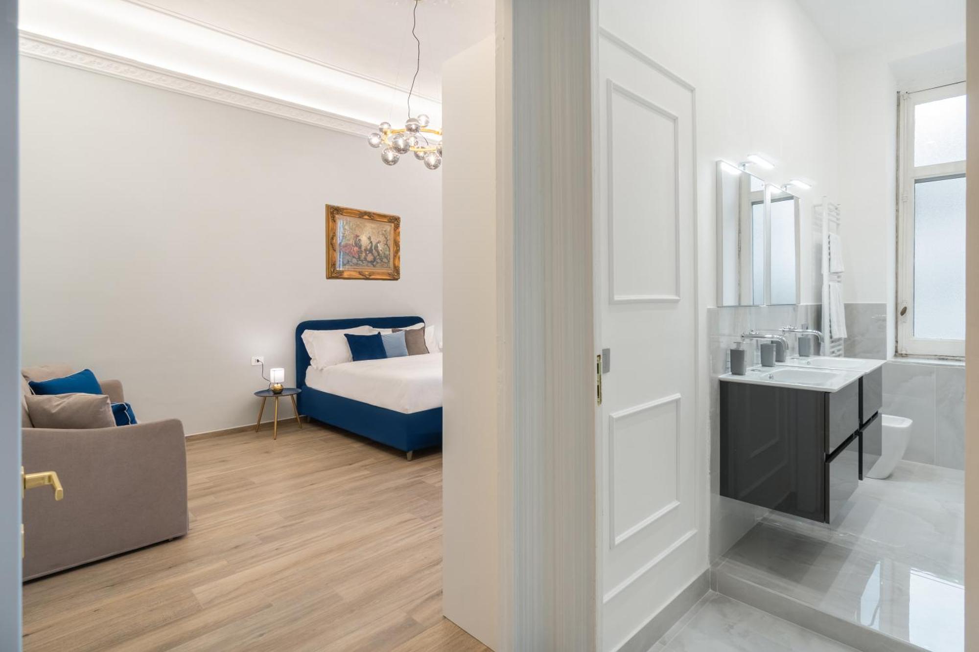 Palazzo Galeoni Luxury Suites Салерно Экстерьер фото